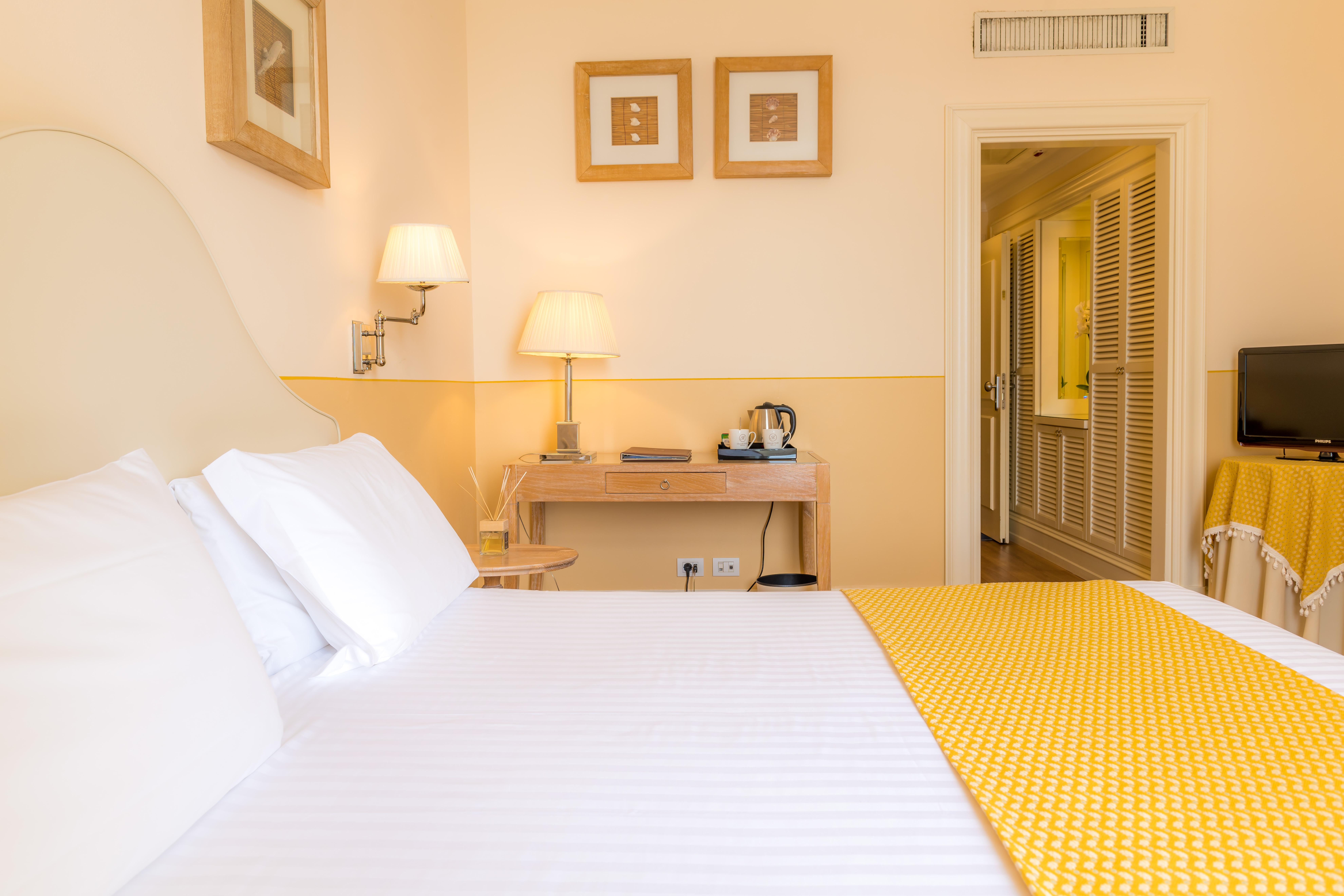 Grand Hotel Bristol Spa Resort, By R Collection Hotels Rapallo Exterior photo A room at the hotel