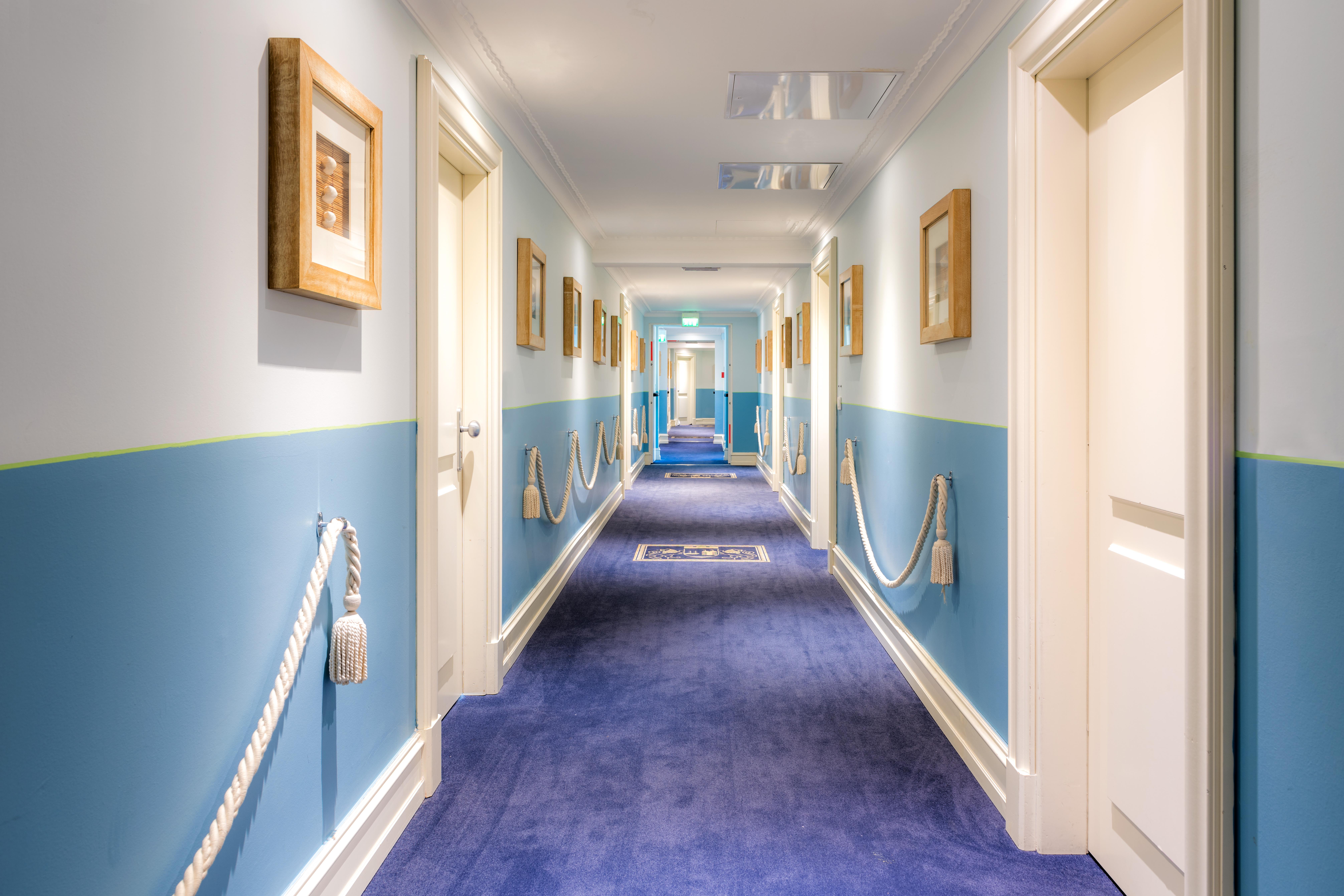 Grand Hotel Bristol Spa Resort, By R Collection Hotels Rapallo Exterior photo A typical hotel corridor